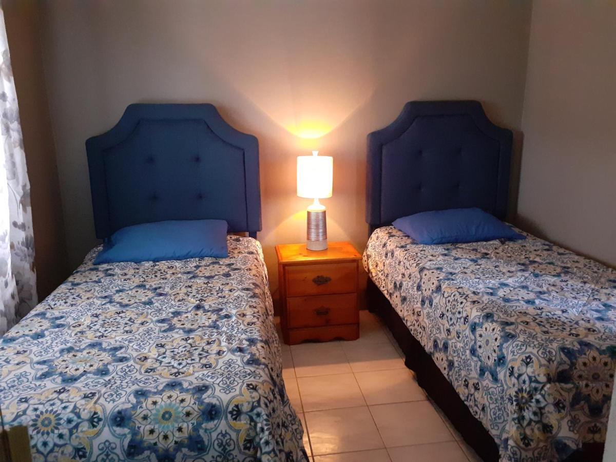Airbab Moon Gate West Apartment Mount Pleasant ภายนอก รูปภาพ